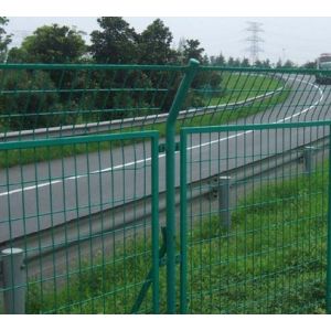 高速公路护栏网安装