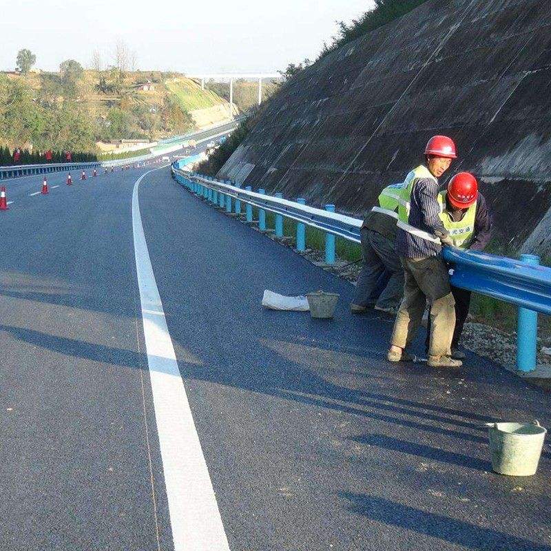 波形护拦板安装